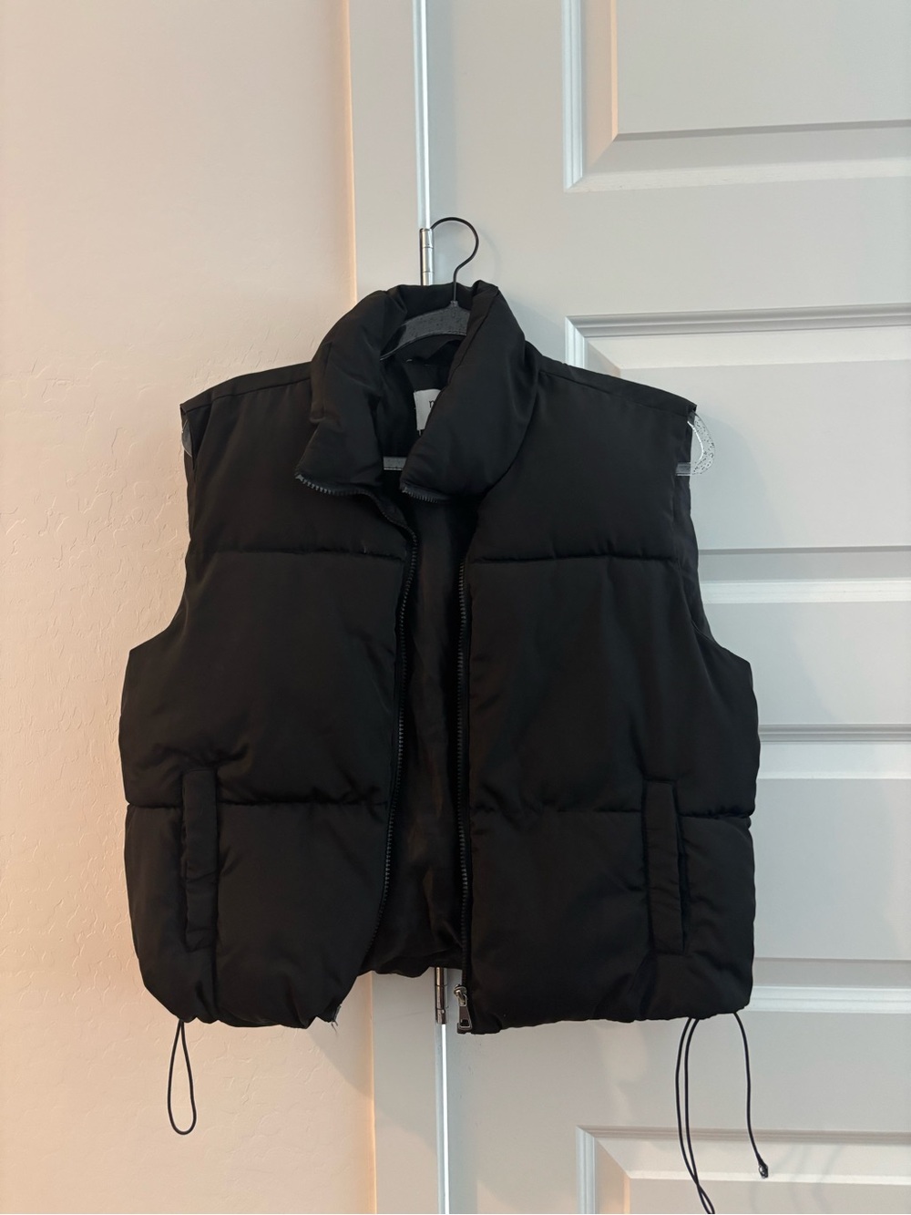 Rue21 Black Quilted Puffer Vest - Sleeveless Zippered Jacket